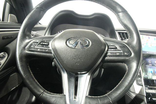 2017 Infiniti Q60 3.0t Premium photo
