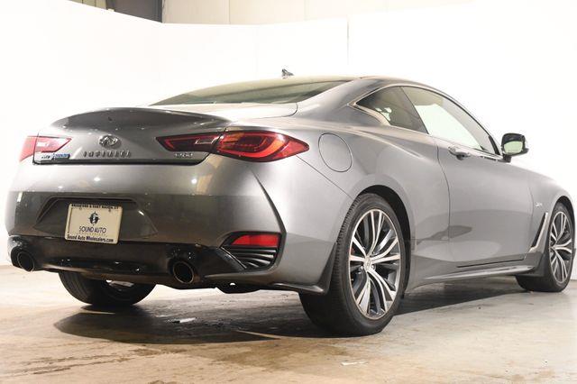 2017 Infiniti Q60 3.0t Premium photo