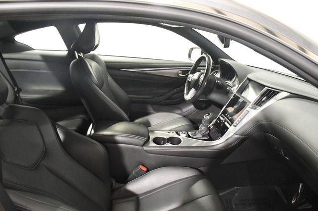 2017 Infiniti Q60 3.0t Premium photo
