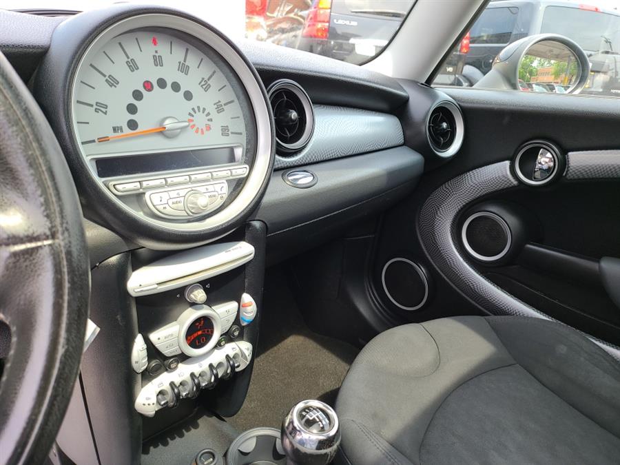 2009 MINI Cooper S photo