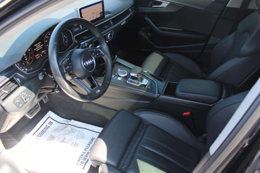 2017 Audi A4 2.0T Prestige photo