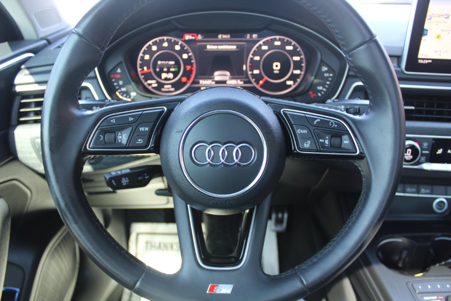 2017 Audi A4 2.0T Prestige photo