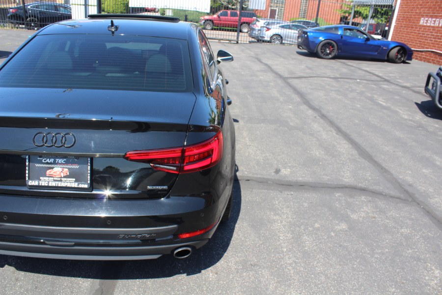2017 Audi A4 2.0T Prestige photo