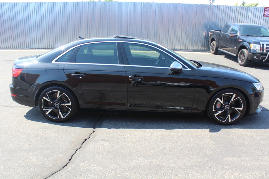 2017 Audi A4 2.0T Prestige photo