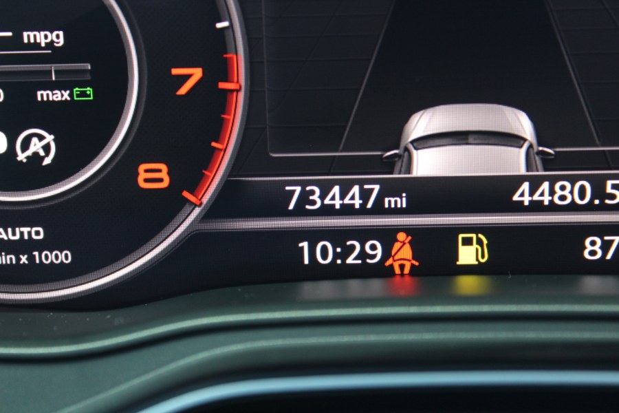 2017 Audi A4 2.0T Prestige photo