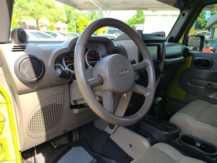 2007 Jeep Wrangler Unlimited Sahara photo