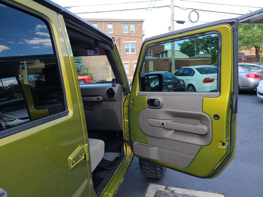 2007 Jeep Wrangler Unlimited Sahara photo
