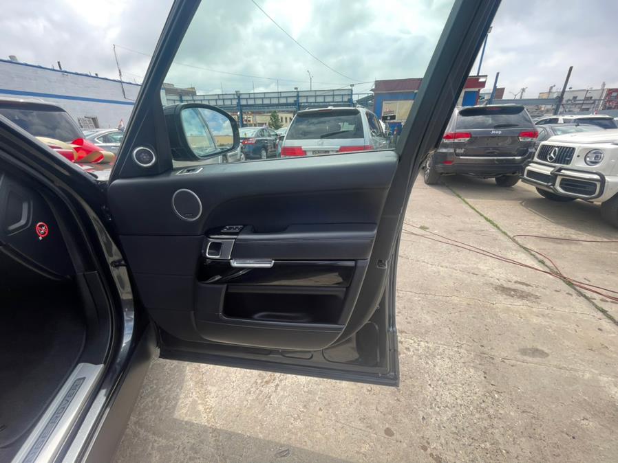 2016 Land Rover Range Rover 4WD 4dr Supercharged LWB photo