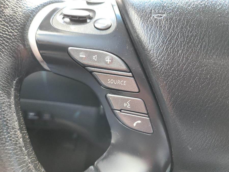 2013 Infiniti JX35 photo