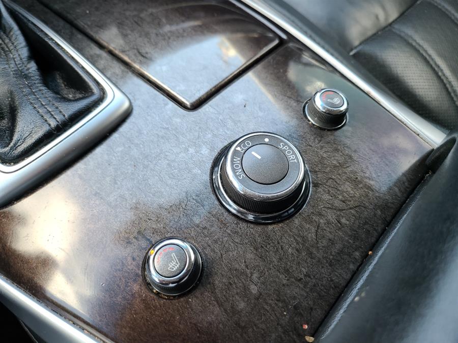 2013 Infiniti JX35 photo