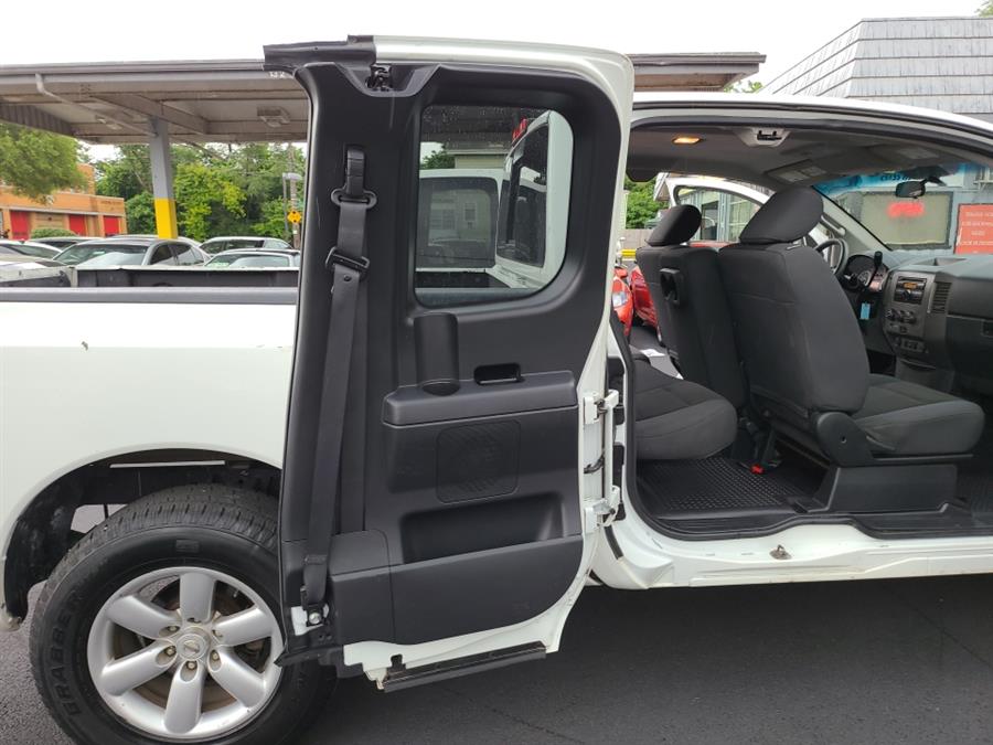 2014 Nissan Titan S photo