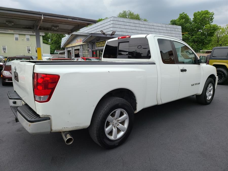 2014 Nissan Titan S photo