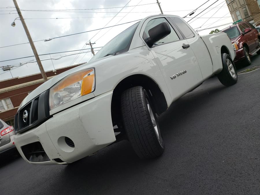 2014 Nissan Titan S photo