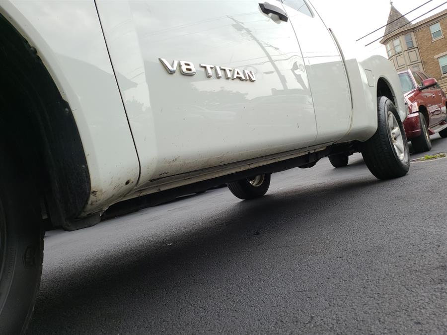 2014 Nissan Titan S photo