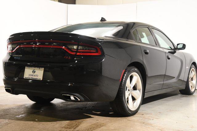 2015 Dodge Charger Road/Track photo