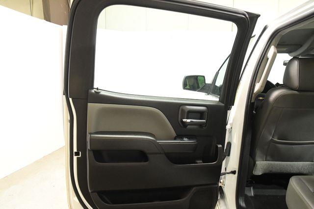 2018 Chevrolet Silverado 2500HD Knapheide Work Box photo