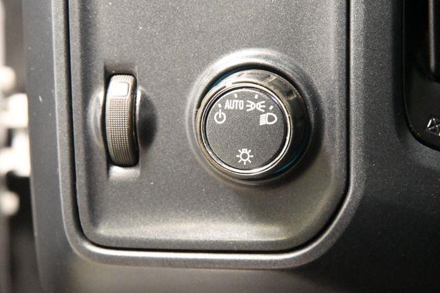 2018 Chevrolet Silverado 2500HD Knapheide Work Box photo