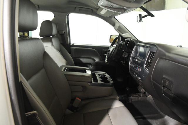2018 Chevrolet Silverado 2500HD Knapheide Work Box photo