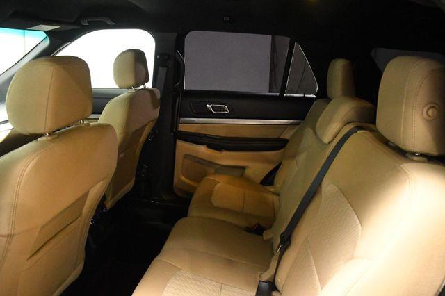 2016 Ford Explorer w/ 3rd Row photo
