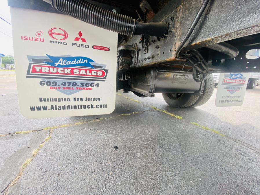 2015 Hino 195 20 FT BOX TRUCK photo