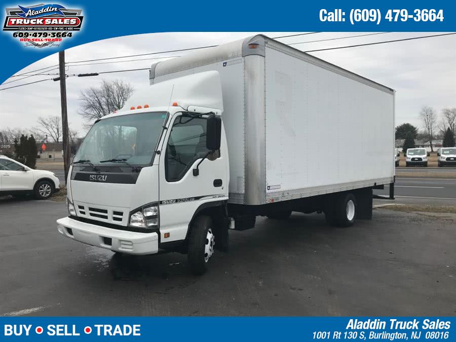 The 2007 Isuzu NPR Box truck photos