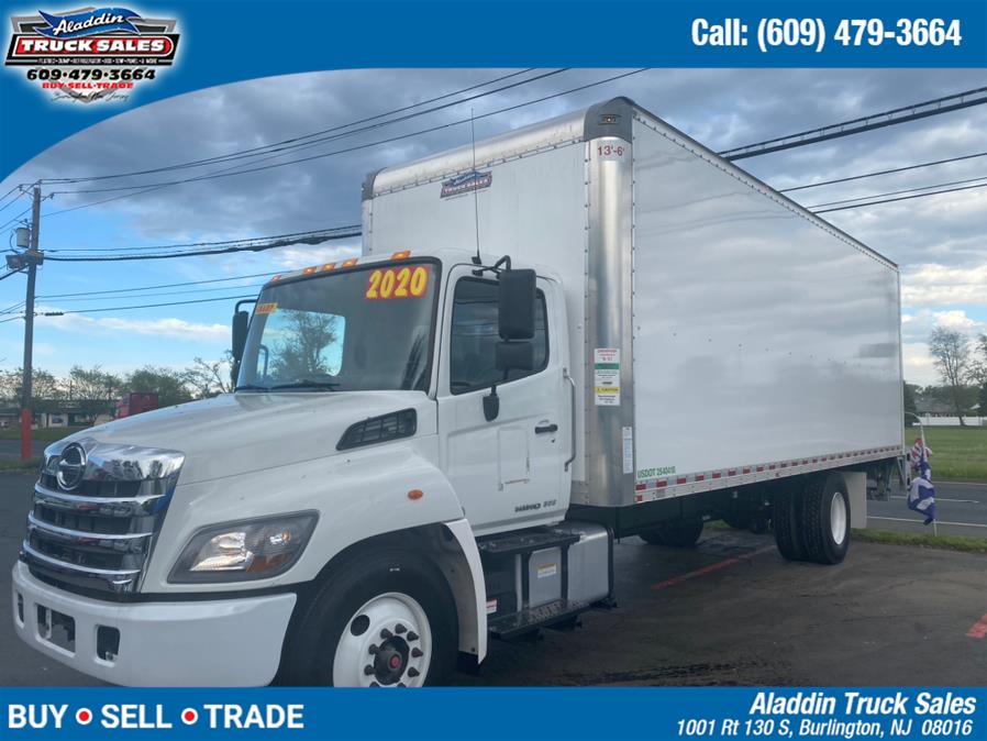 The 2020 Hino 258/268 26 box truck photos