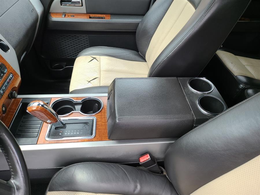 2007 Ford Expedition EL Eddie Bauer photo