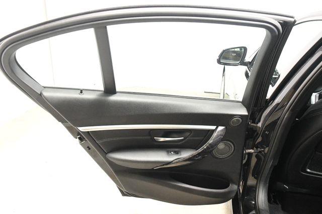 2016 BMW 3-Series 340i Xdrive M- Sport Manual Tr photo