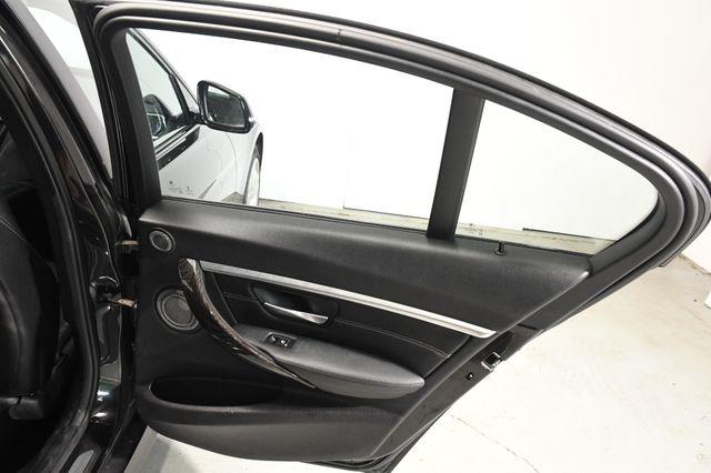 2016 BMW 3-Series 340i Xdrive M- Sport Manual Tr photo