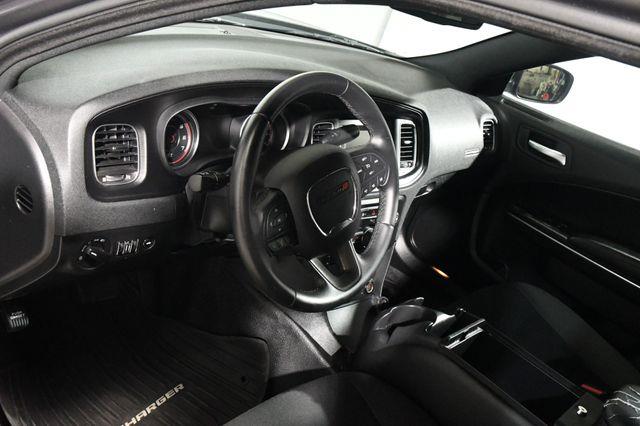 2016 Dodge Charger police photo