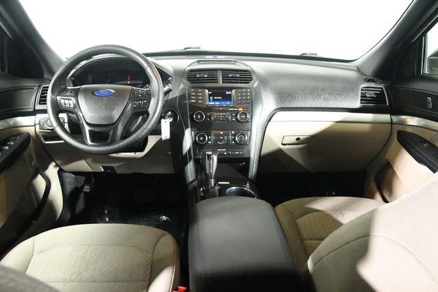 2018 Ford Explorer 3rd Row photo