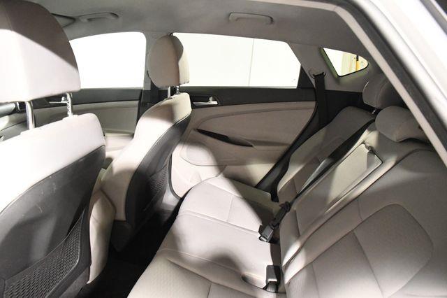 2019 Hyundai Tucson SE photo