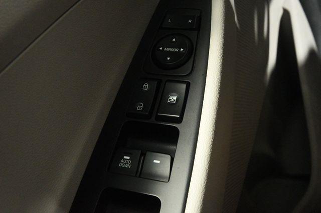 2019 Hyundai Tucson SE photo