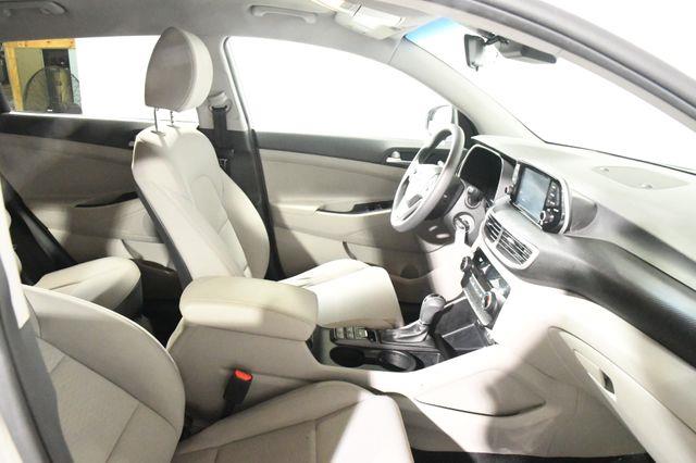 2019 Hyundai Tucson SE photo