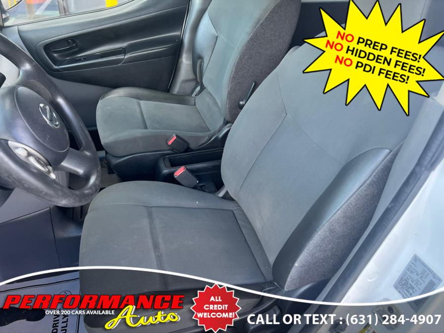 2015 Nissan NV200 I4 S photo