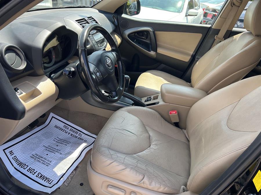 2011 Toyota RAV4 Limited photo