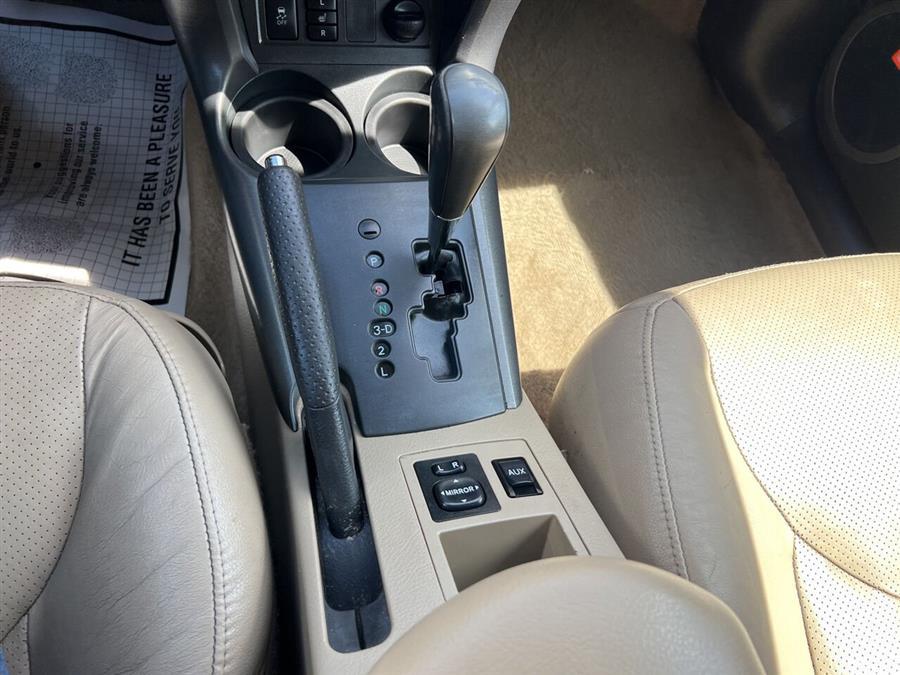 2011 Toyota RAV4 Limited photo