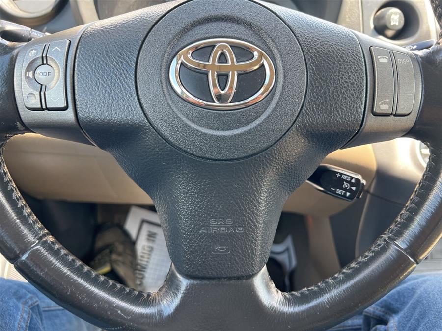 2011 Toyota RAV4 Limited photo