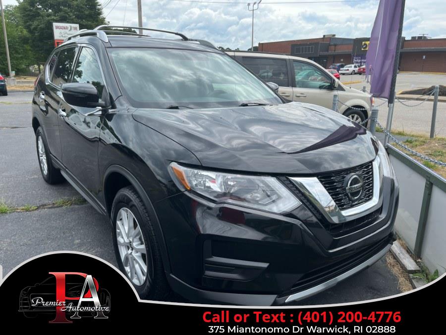 2018 Nissan Rogue AWD SV photo