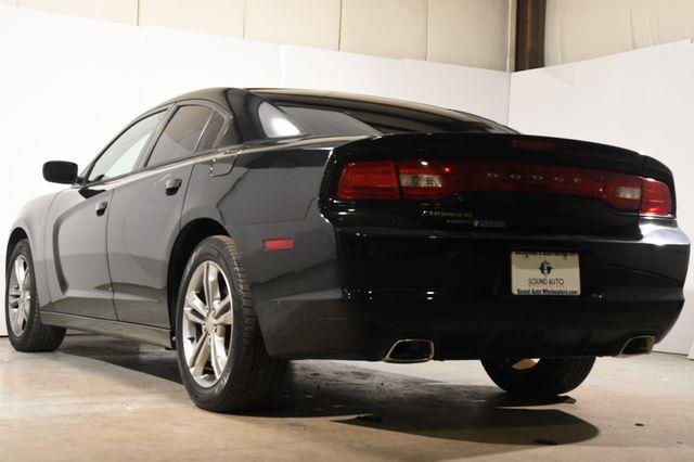 2014 Dodge Charger V6 photo