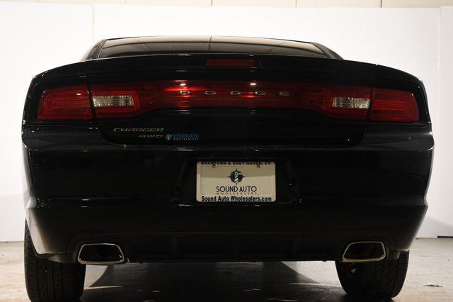 2014 Dodge Charger V6 photo