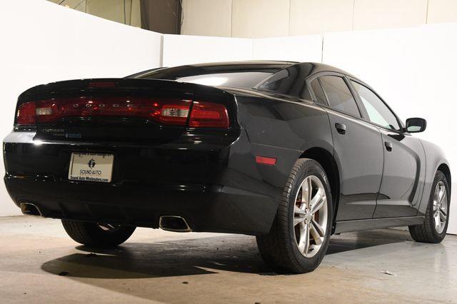 2014 Dodge Charger V6 photo