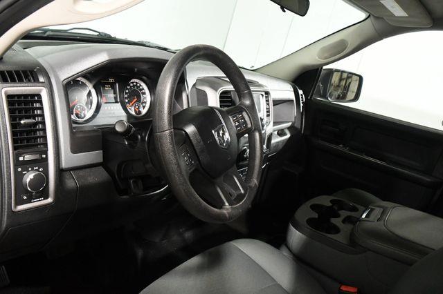 2016 RAM 1500 Tradesman photo