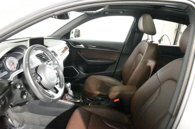 2016 Audi Q3 Prestige photo