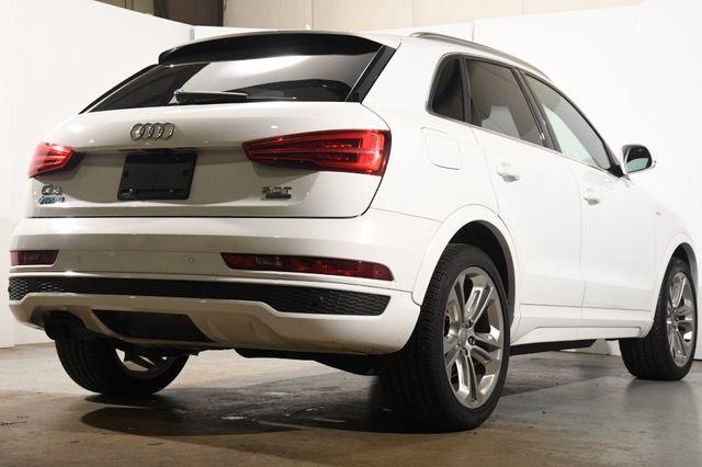 2016 Audi Q3 Prestige photo
