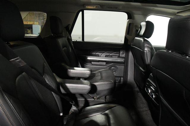 2019 Ford Expedition Platinum photo