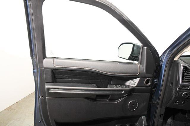 2019 Ford Expedition Platinum photo