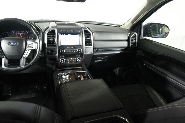 2019 Ford Expedition Platinum photo