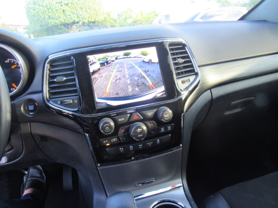 2019 Jeep Grand Cherokee Altitude 4x4 photo