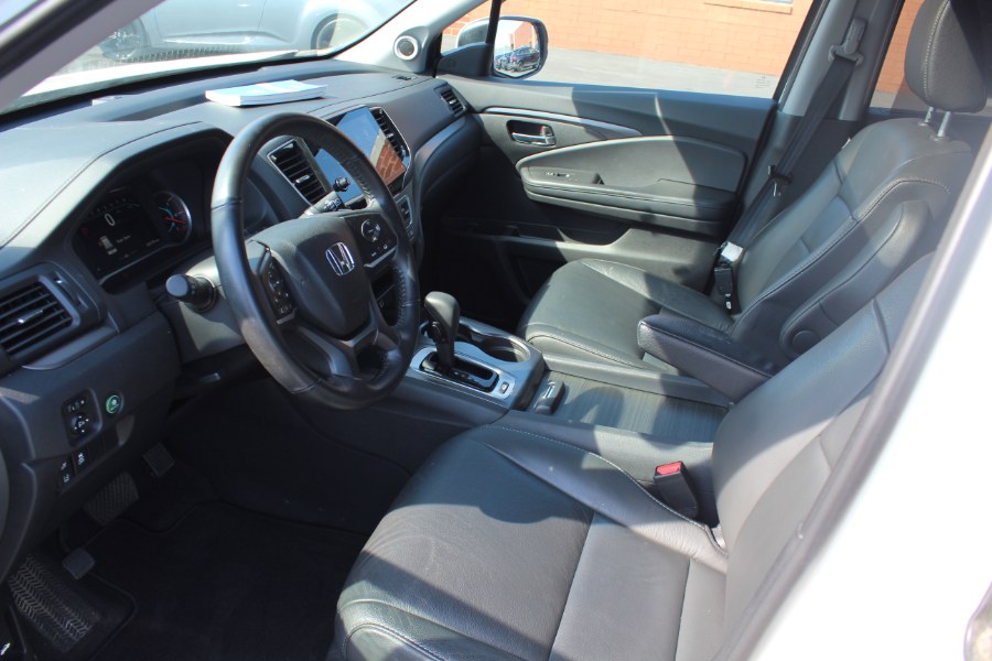 2020 Honda Pilot EX-L photo 10